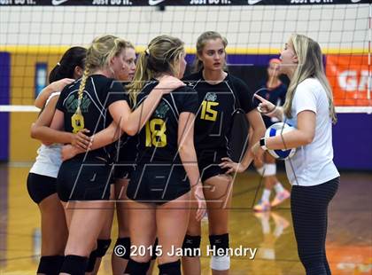 Thumbnail 2 in Mira Costa @ Flintridge Sacred Heart (Durango Fall Classic) photogallery.