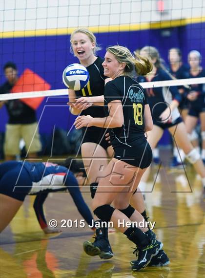 Thumbnail 2 in Mira Costa @ Flintridge Sacred Heart (Durango Fall Classic) photogallery.