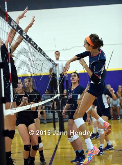 Thumbnail 1 in Mira Costa @ Flintridge Sacred Heart (Durango Fall Classic) photogallery.