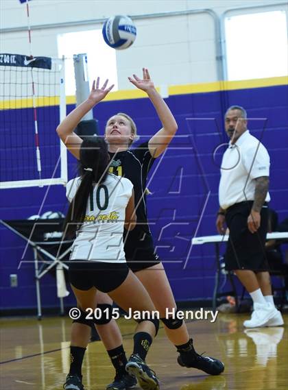Thumbnail 2 in Mira Costa @ Flintridge Sacred Heart (Durango Fall Classic) photogallery.