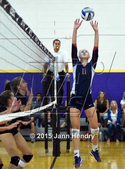 Thumbnail 3 in Mira Costa @ Flintridge Sacred Heart (Durango Fall Classic) photogallery.
