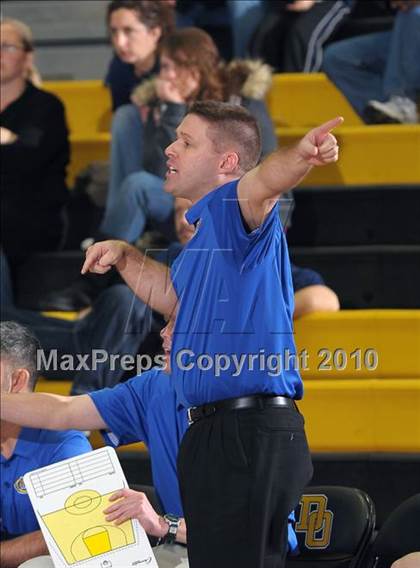 Thumbnail 3 in Center vs. Del Campo (Common Good Classic) photogallery.