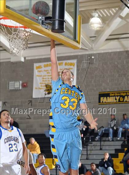 Thumbnail 2 in Center vs. Del Campo (Common Good Classic) photogallery.