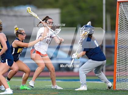 Thumbnail 2 in Liverpool vs West Genesee photogallery.
