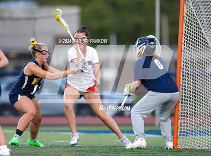 Thumbnail 1 in Liverpool vs West Genesee photogallery.