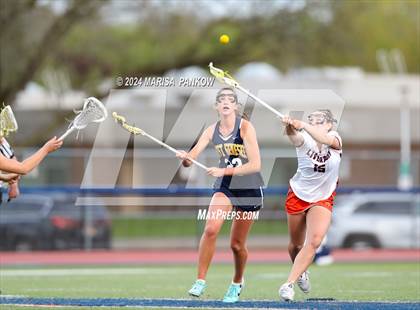 Thumbnail 2 in Liverpool vs West Genesee photogallery.