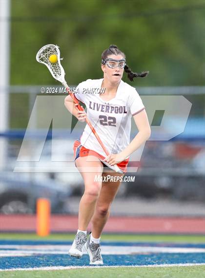 Thumbnail 2 in Liverpool vs West Genesee photogallery.