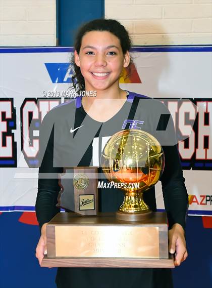 Thumbnail 1 in Northwest Christian vs. Valley Christian (AIA 3A Final - Awards) photogallery.