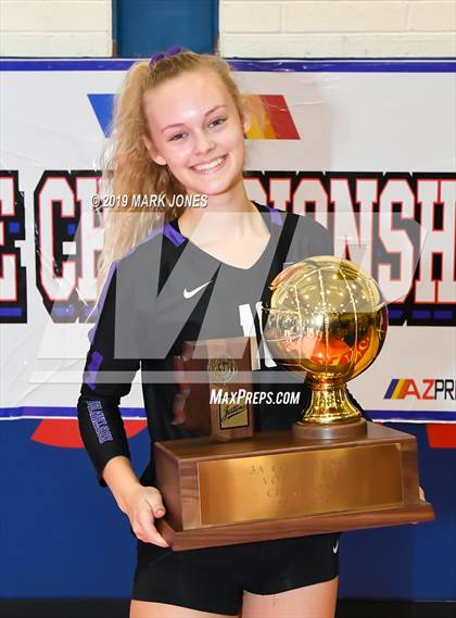 Thumbnail 2 in Northwest Christian vs. Valley Christian (AIA 3A Final - Awards) photogallery.