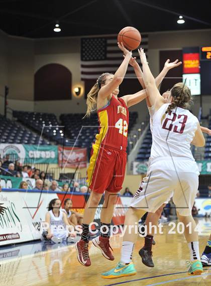 Thumbnail 1 in Mt. Carmel vs. Mission Hills (CIF SDS D1 Final) photogallery.