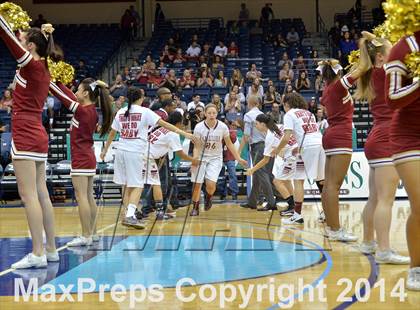 Thumbnail 2 in Mt. Carmel vs. Mission Hills (CIF SDS D1 Final) photogallery.