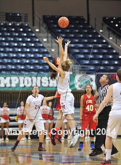 Thumbnail 3 in Mt. Carmel vs. Mission Hills (CIF SDS D1 Final) photogallery.