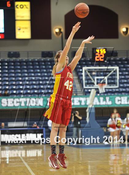 Thumbnail 2 in Mt. Carmel vs. Mission Hills (CIF SDS D1 Final) photogallery.