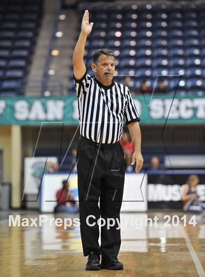 Thumbnail 3 in Mt. Carmel vs. Mission Hills (CIF SDS D1 Final) photogallery.