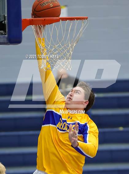 Thumbnail 1 in Comanche @ Brock photogallery.
