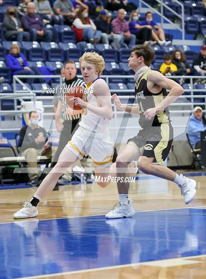Thumbnail 1 in Comanche @ Brock photogallery.