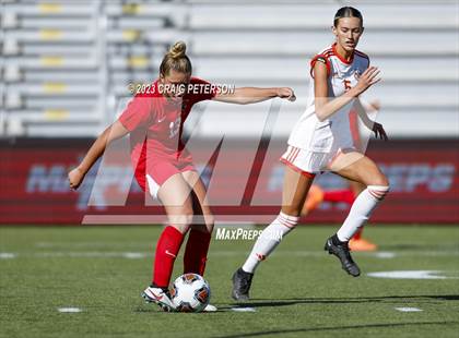 Thumbnail 2 in American Fork vs. Skyridge (UHSAA 6A Semifinals) photogallery.