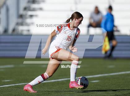Thumbnail 1 in American Fork vs. Skyridge (UHSAA 6A Semifinals) photogallery.