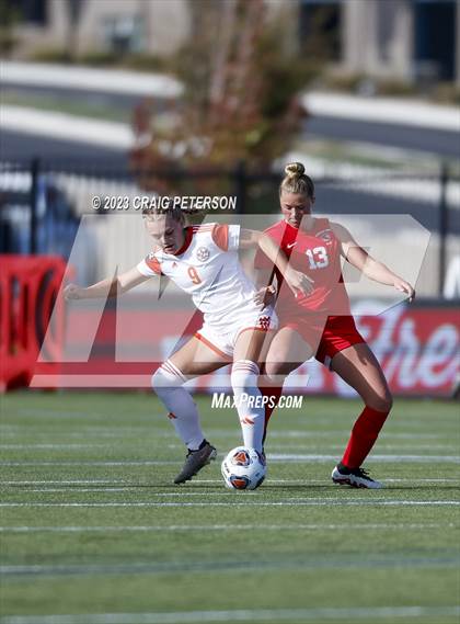 Thumbnail 1 in American Fork vs. Skyridge (UHSAA 6A Semifinals) photogallery.