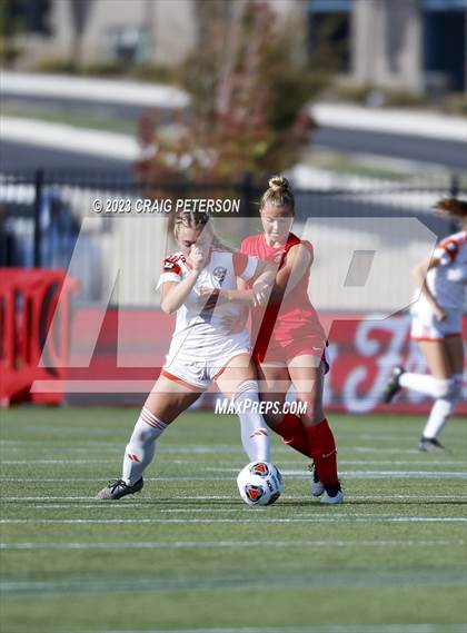Thumbnail 2 in American Fork vs. Skyridge (UHSAA 6A Semifinals) photogallery.