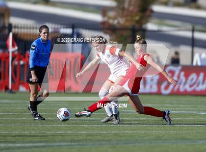 Thumbnail 3 in American Fork vs. Skyridge (UHSAA 6A Semifinals) photogallery.