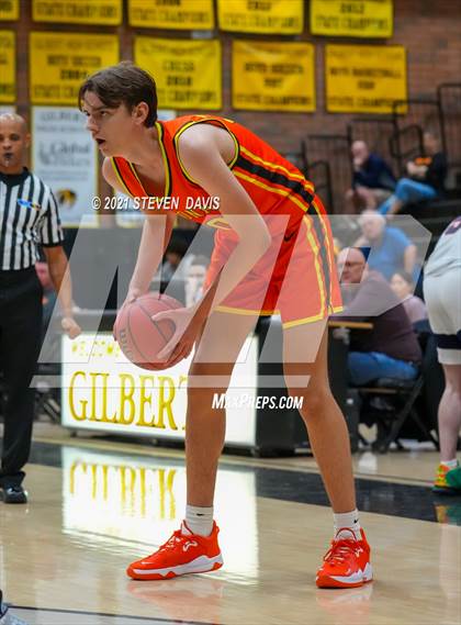 Thumbnail 3 in Pinnacle vs Corona del Sol (Welcome to the Jungle Holiday Tournament) photogallery.