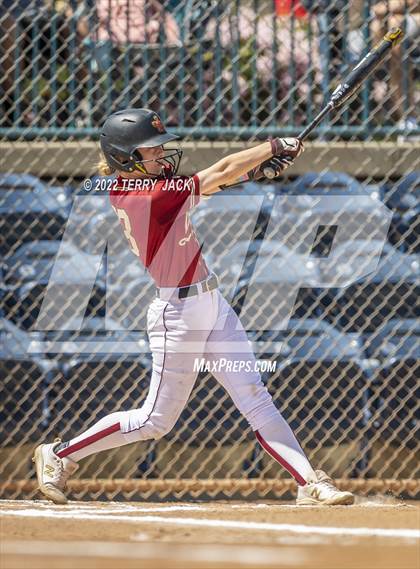 Thumbnail 1 in JSerra Catholic vs. King photogallery.