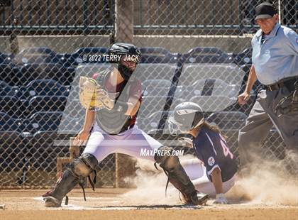 Thumbnail 2 in JSerra Catholic vs. King photogallery.