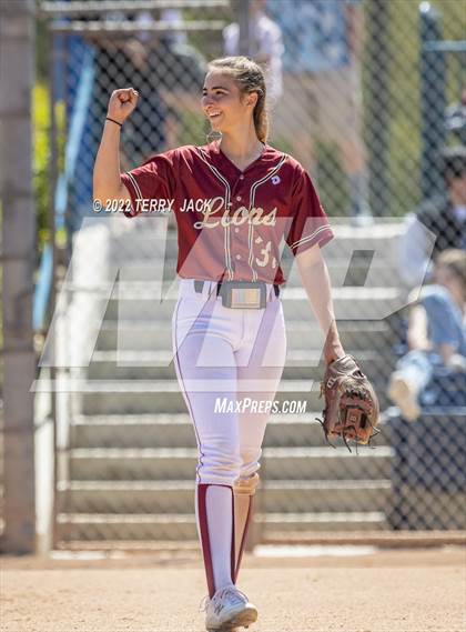 Thumbnail 2 in JSerra Catholic vs. King photogallery.