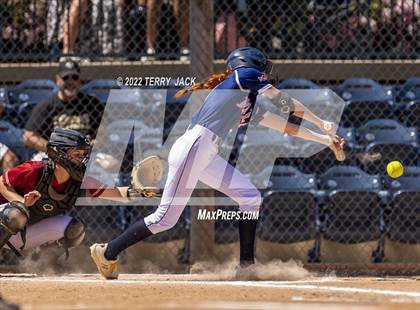 Thumbnail 2 in JSerra Catholic vs. King photogallery.