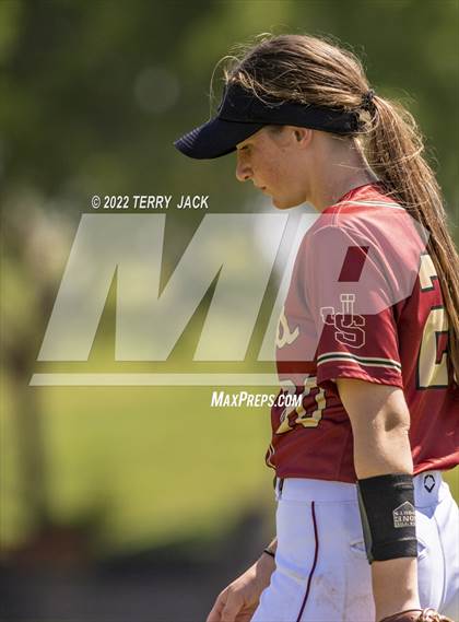 Thumbnail 2 in JSerra Catholic vs. King photogallery.