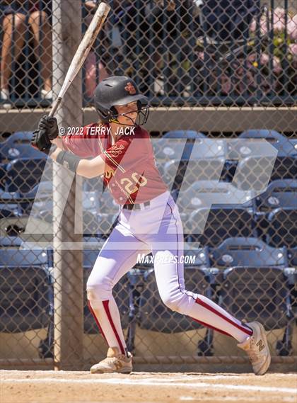 Thumbnail 3 in JSerra Catholic vs. King photogallery.