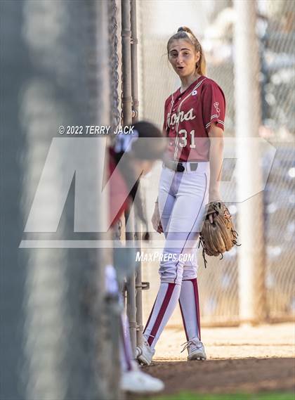 Thumbnail 3 in JSerra Catholic vs. King photogallery.