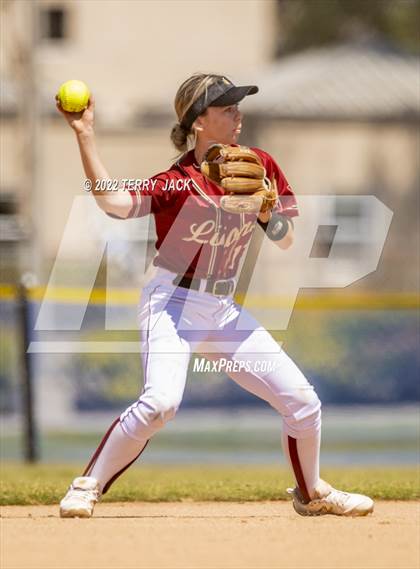 Thumbnail 3 in JSerra Catholic vs. King photogallery.