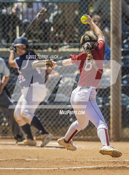 Thumbnail 3 in JSerra Catholic vs. King photogallery.