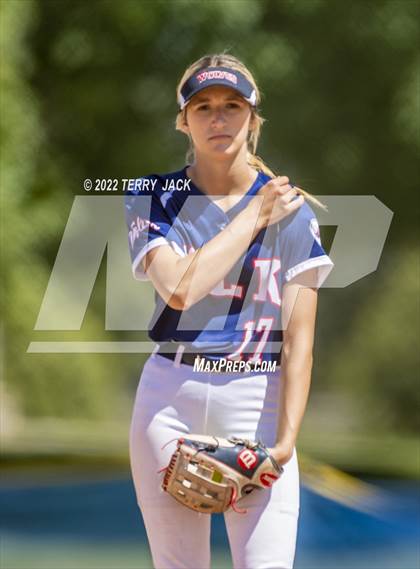Thumbnail 3 in JSerra Catholic vs. King photogallery.
