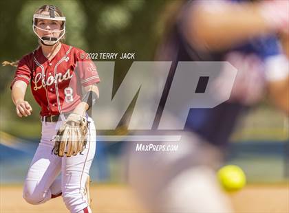 Thumbnail 3 in JSerra Catholic vs. King photogallery.