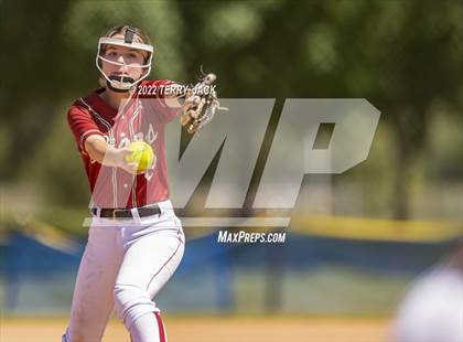 Thumbnail 1 in JSerra Catholic vs. King photogallery.