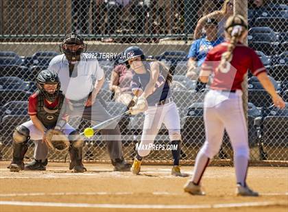 Thumbnail 2 in JSerra Catholic vs. King photogallery.