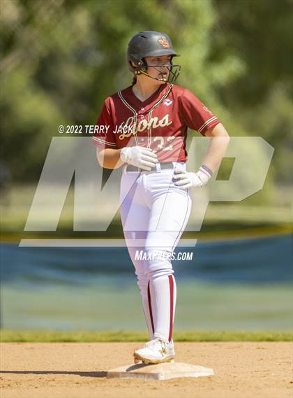 Thumbnail 1 in JSerra Catholic vs. King photogallery.