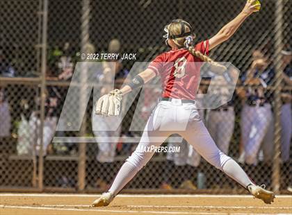 Thumbnail 3 in JSerra Catholic vs. King photogallery.
