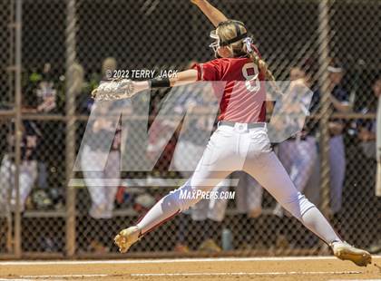 Thumbnail 2 in JSerra Catholic vs. King photogallery.