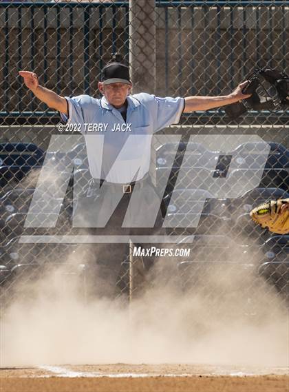 Thumbnail 3 in JSerra Catholic vs. King photogallery.