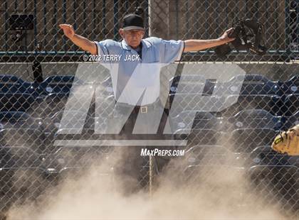 Thumbnail 2 in JSerra Catholic vs. King photogallery.