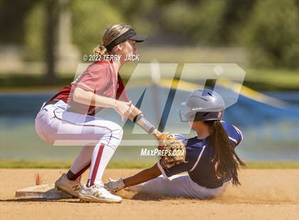 Thumbnail 3 in JSerra Catholic vs. King photogallery.