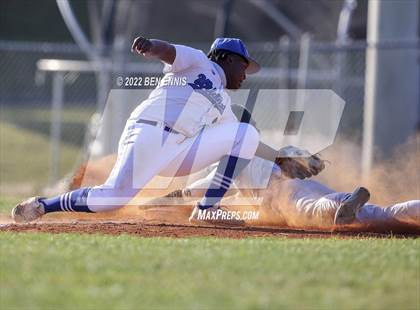 Thumbnail 3 in Starr's Mill vs Locust Grove (GHSA 5A 1st Round Game 1) photogallery.