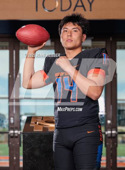Thumbnail 1 in Bishop Gorman (Preseason Top 25 Photo Shoot)  photogallery.