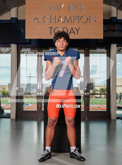 Thumbnail 1 in Bishop Gorman (Preseason Top 25 Photo Shoot)  photogallery.