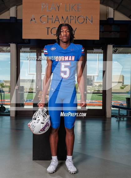 Thumbnail 3 in Bishop Gorman (Preseason Top 25 Photo Shoot)  photogallery.