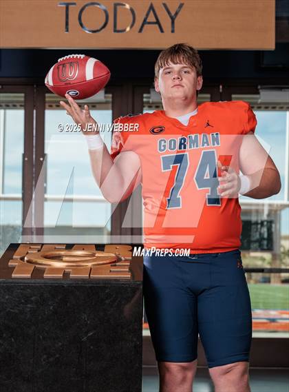 Thumbnail 1 in Bishop Gorman (Preseason Top 25 Photo Shoot)  photogallery.